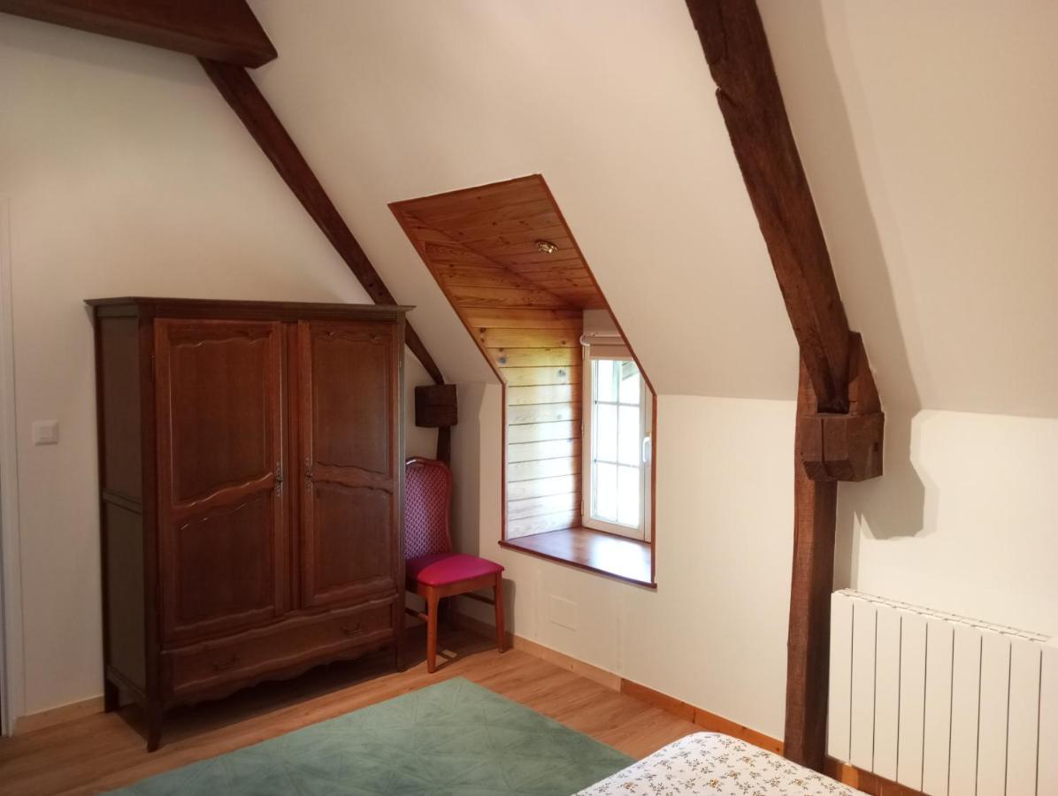 La Mancelliere De Montjoie Chambres D'Hotes Et Gites Saint-Michel-de-Montjoie Exterior foto
